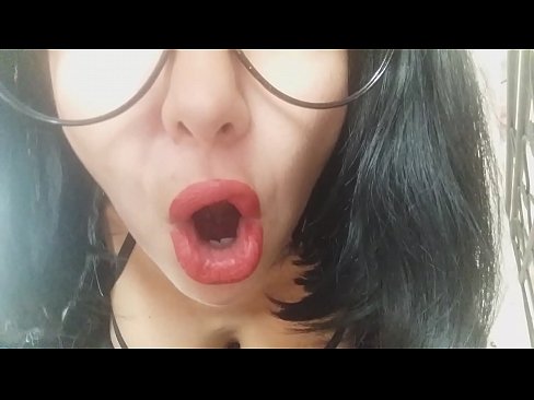 ❤️ ګرانه، ستا سوزنده مور به تاسو نن ښوونځي ته نه پریږدي ... زه تاسو ته ډیره اړتیا لرم ... ❌  په موږ
